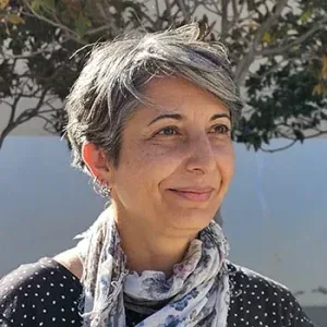 ENTREVISTA YOLANDA MÁRQUEZ (QIPLANT B3): PLANTAS MEDITERRÁNEAS, CIENCIA Y BIENESTAR